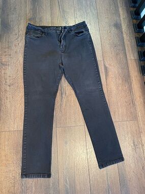 Men's Slim Straight Black Jeans - Comfortable Stretch Denim